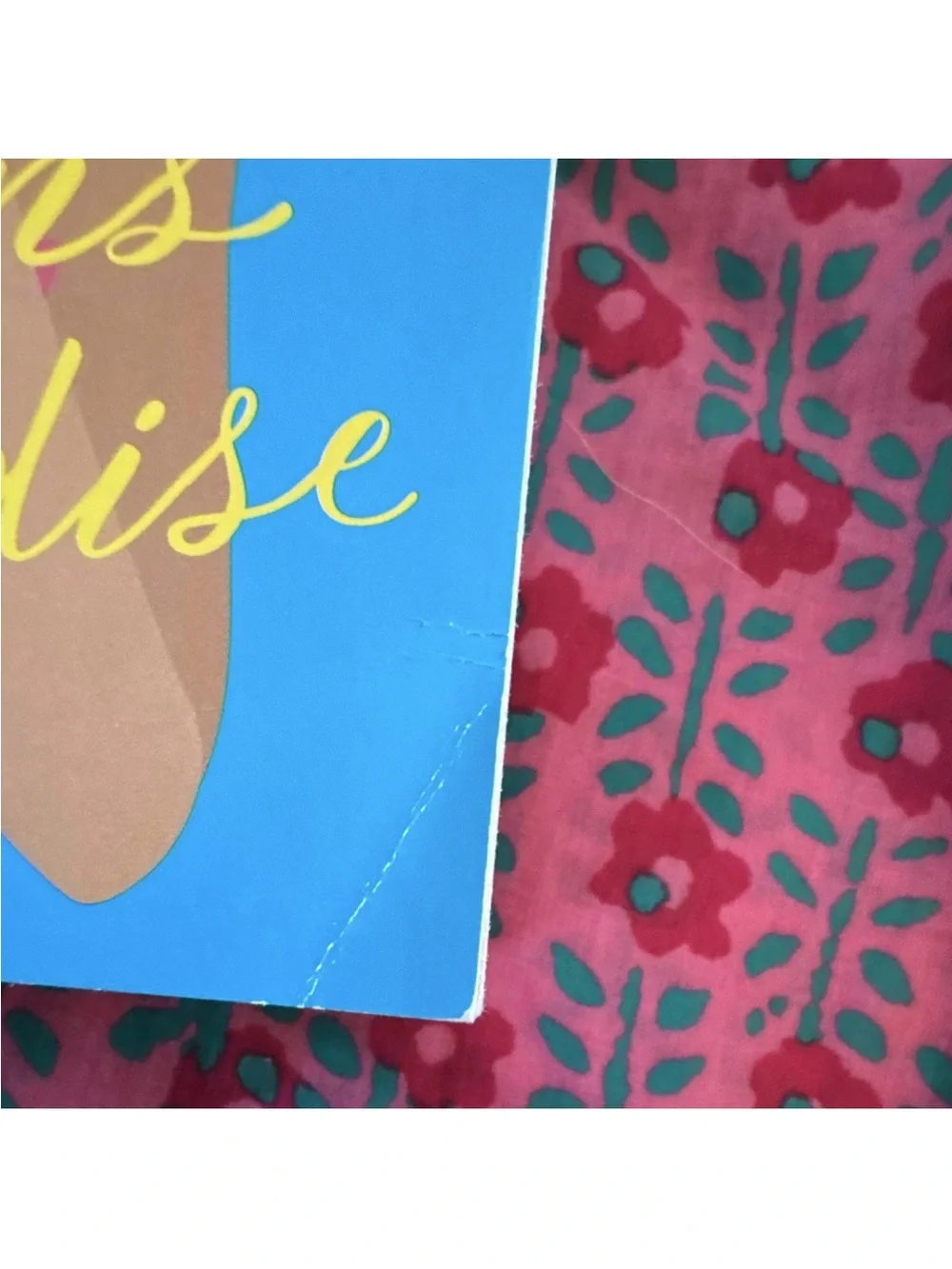 Elin Hilderbrand - What Happens in Paradise - ISBN 9780316371469